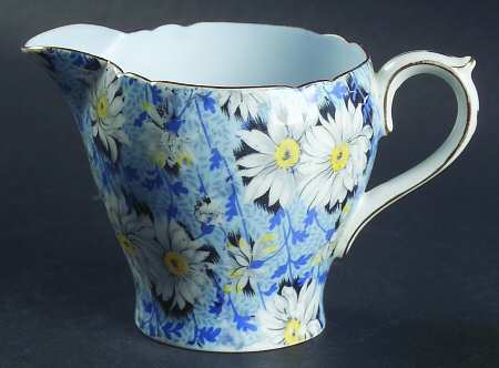 Blue Daisy (Gold Trim) Mini Creamer