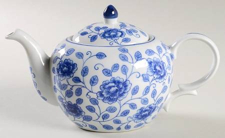 Blue and White Individual Teapot & Lid