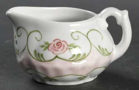Eloise Pink Child's Creamer
