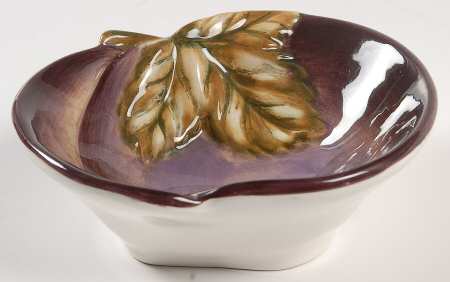 Victoria (Earthenware) Nappy