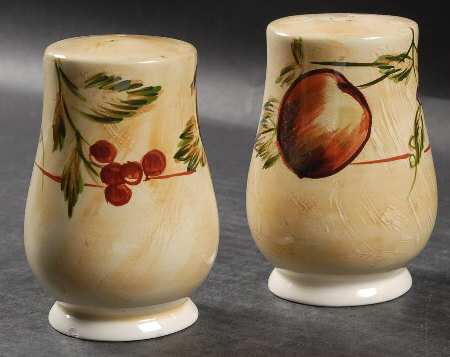 Victoria (Earthenware) Salt & Pepper Set