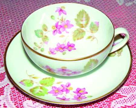 SCD91 Flat Cup & Saucer Set