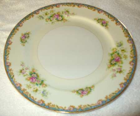 SAK26 Dinner Plate