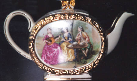 1762 Teapot & Lid