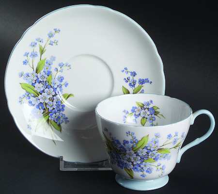 Forget Me Not (Richmond Shape) Footed Cup & Saucer Set