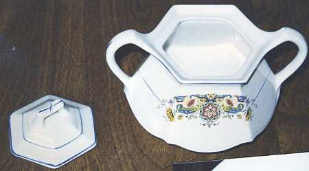2244 Sugar Bowl & Lid