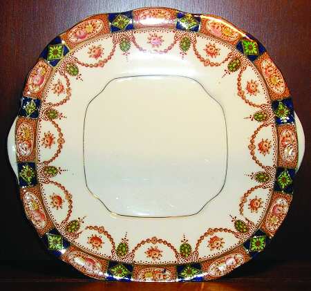 SLS37 Square Handled Cake Plate