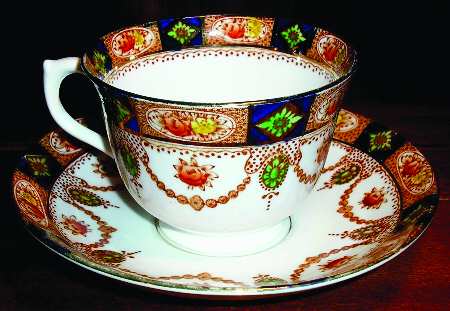 SLS37 Footed Cup & Saucer Set