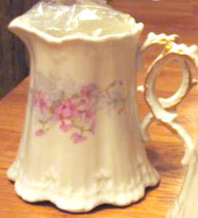STR112 Creamer