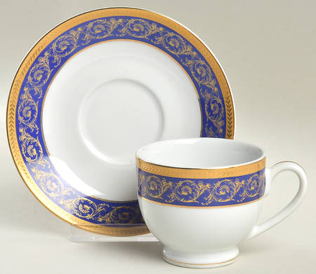 SZE1 Footed Cup & Saucer Set