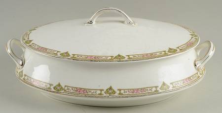 STB328 Oval Covered Vegetable