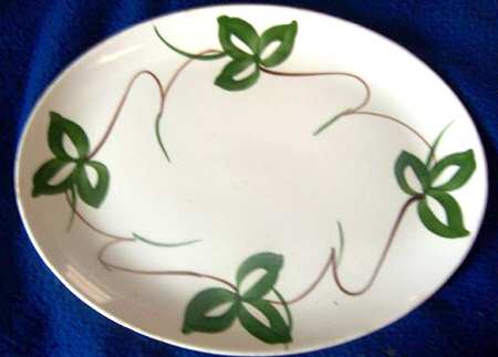 Green Briar Ivy 14" Oval Serving Platter