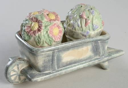 In the Garden Figural Salt and Pepper Tray Set