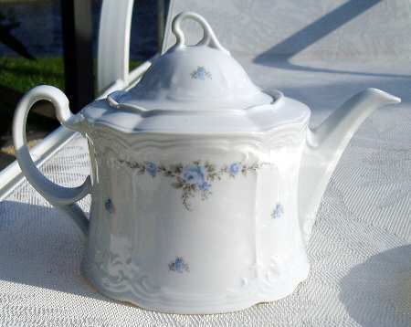 SLT354 Teapot & Lid