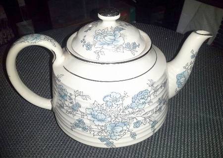 Springtime Teapot & Lid