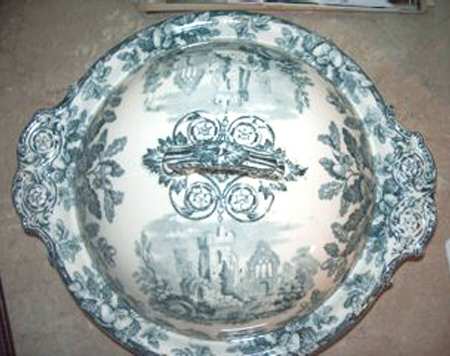Acora Green Pancake Dish & Lid
