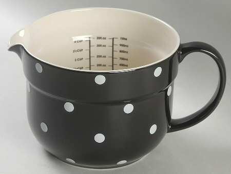 Baking Days Black 32 Oz Measuring Jug