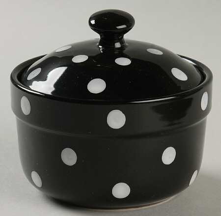 Baking Days Black Miniature Round Covered Casserole