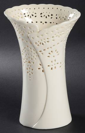Cream Lace 9" Vase