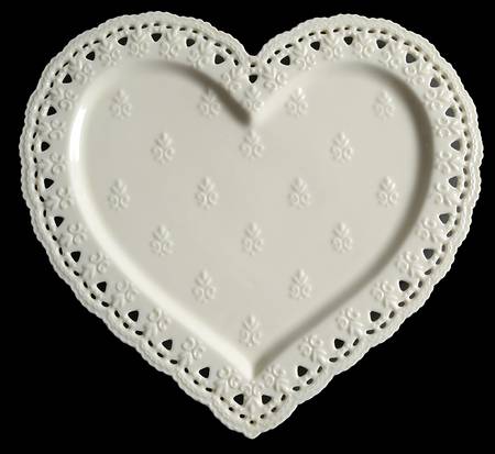 Cream Lace 11" Heart Shape Platter