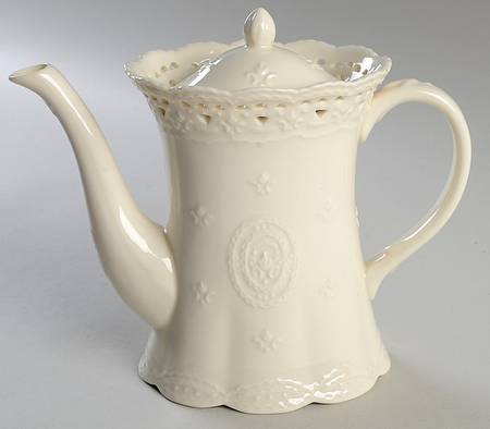 Cream Lace Coffee Pot & Lid