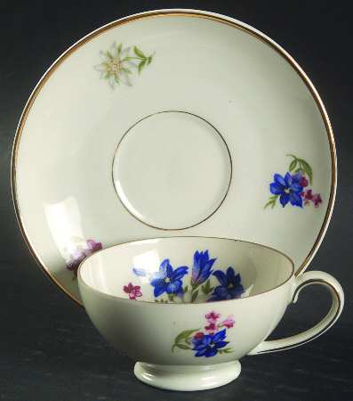 1513 Footed Demitasse Cup & Saucer Set