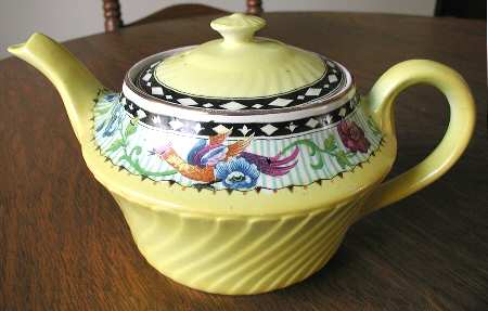 718 Teapot & Lid