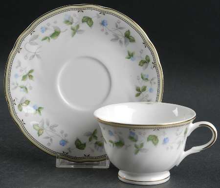 Everglades Footed Cup & Saucer Set