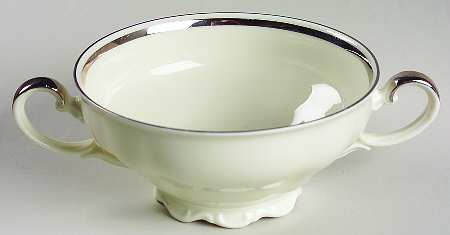 SLT363 Footed Cream Soup Bowl