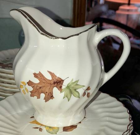 Autumn Leaf Creamer