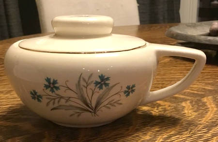 Hampton Sugar Bowl & Lid