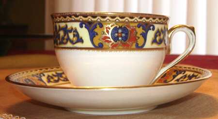 2968 Flat Cup & Saucer Set