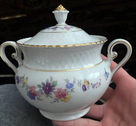 23078 Sugar Bowl & Lid