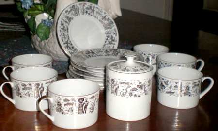 SEY30 Flat Cup & Saucer Set