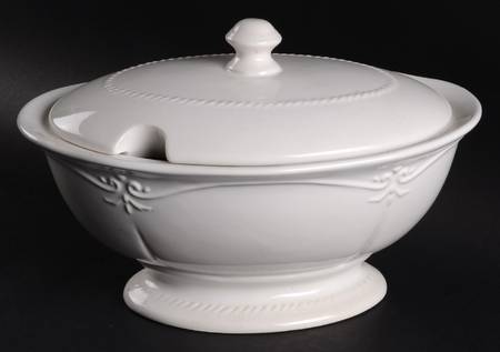 Gallery Collection White Tureen &  Lid