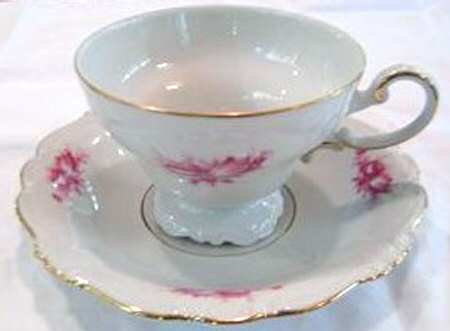 SOB8 Footed Cup & Saucer Set