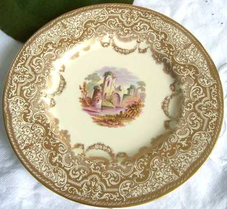 R9772 by Spode