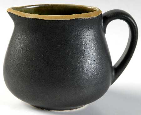 Flair Ebony Creamer