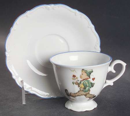 SCP9 Footed Cup & Saucer Set