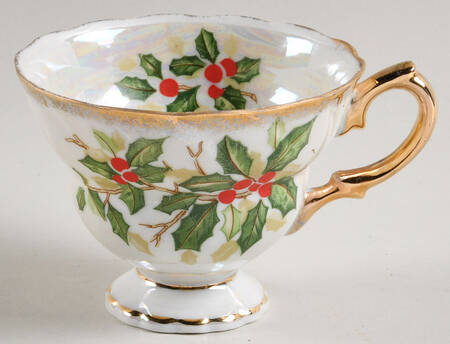 SER6 Footed Cup