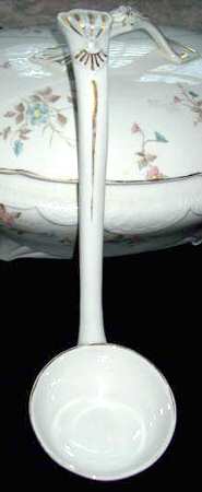 SY906 Tureen Ladle