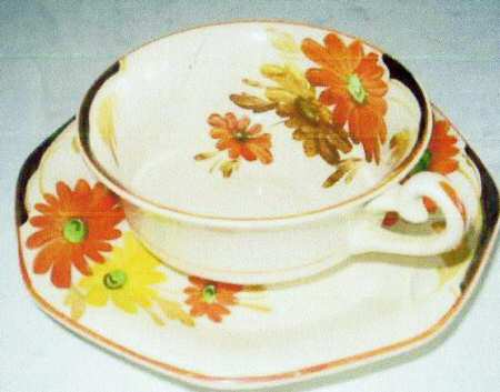 8591 Flat Cup & Saucer Set