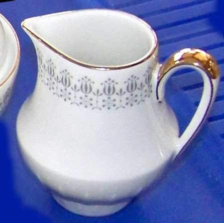 SCR129 Creamer