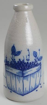 Blueberry Basket 9" Bud Vase