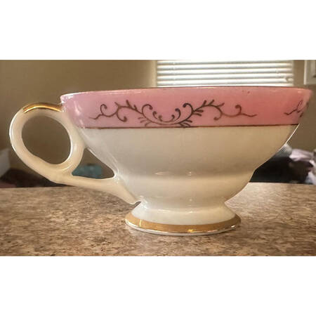 K-100 Footed Cup