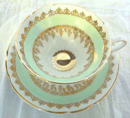 1103-11 Green Footed Cup & Saucer Set