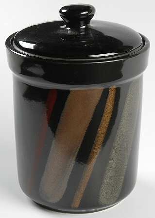 Avanti Black Medium Canister & Lid