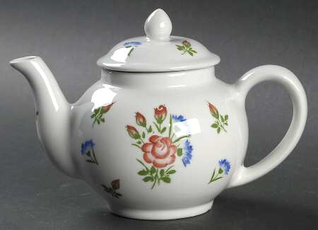 Colonial Child's Teapot & Lid