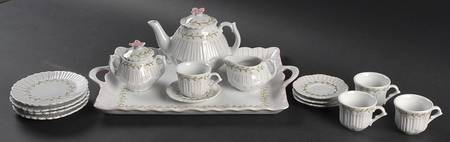Pinstripe (18 Piece) Child's Tea Set