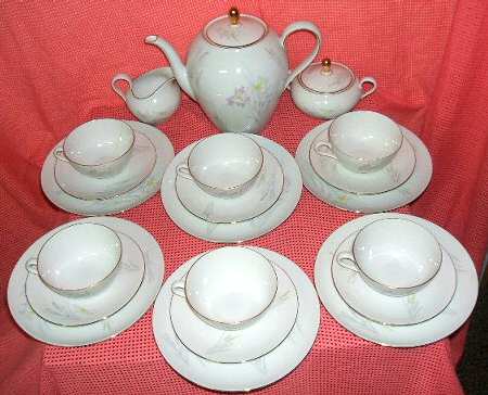 23586 Flat Cup & Saucer Set